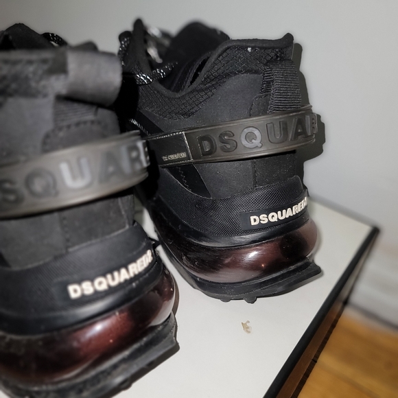 Beautiful black dsquared2 sneakers good condition size 12 - Picture 3 of 8